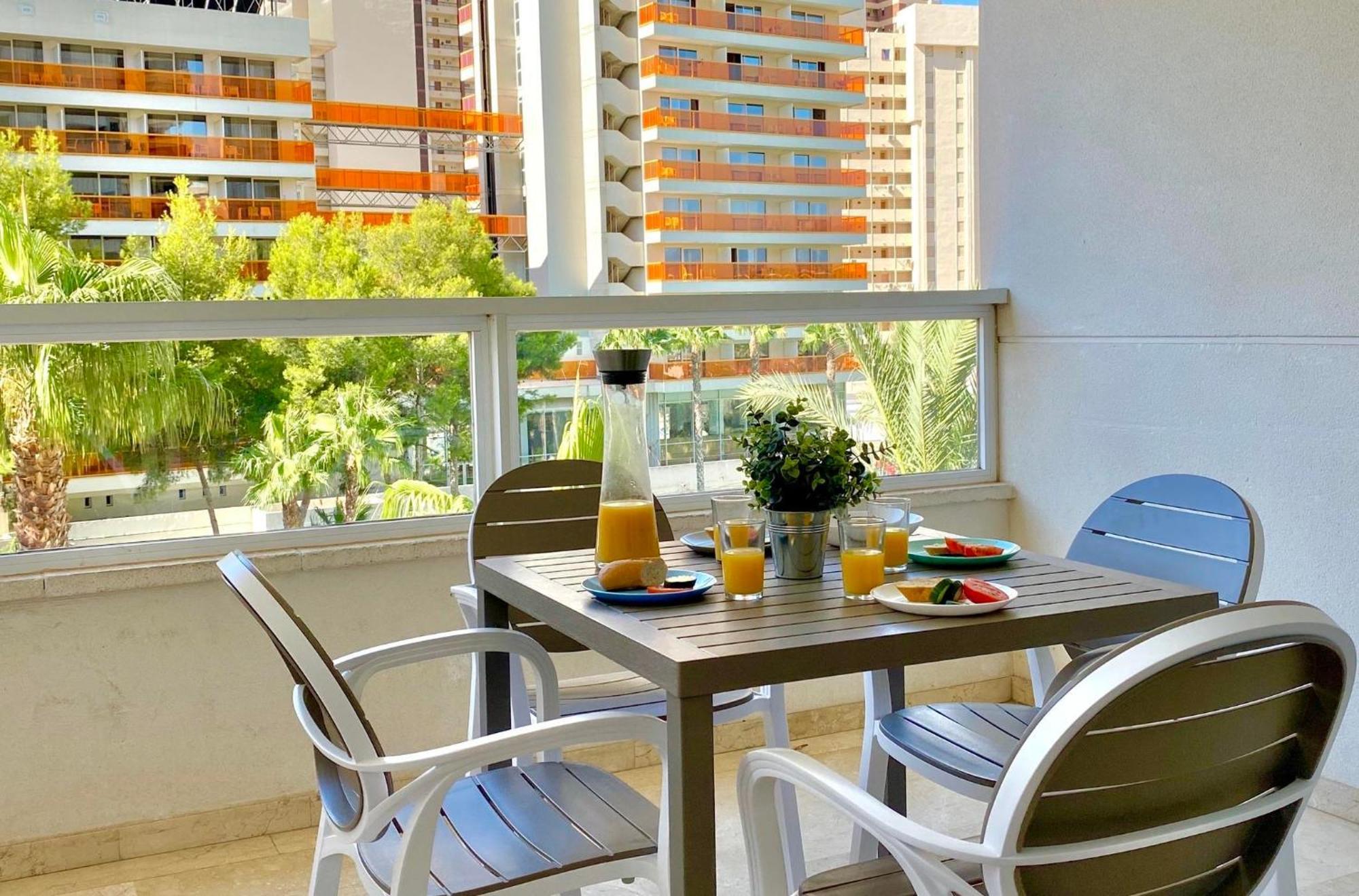 1 Bedroom With Airconditioning And Bath - Max 4 Guests * Benidorm