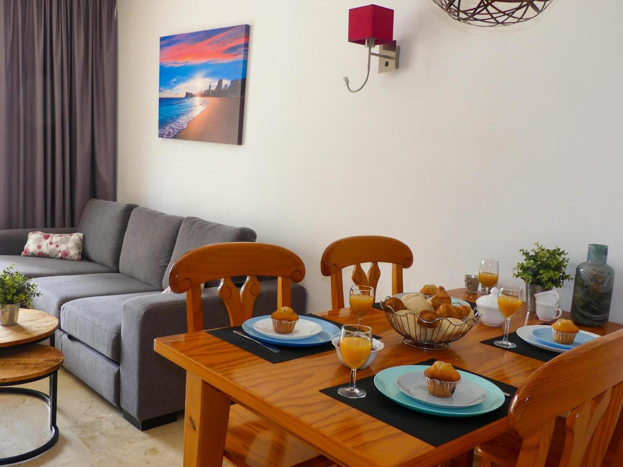 1 Bedroom With Airconditioning And Bath - Max 4 Guests Apartment